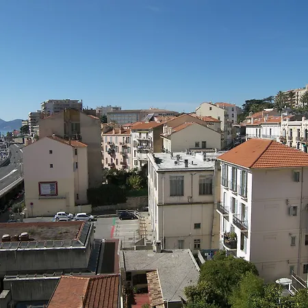 Central And Well Equipped One-Bedroom Flat Marie Antoinette